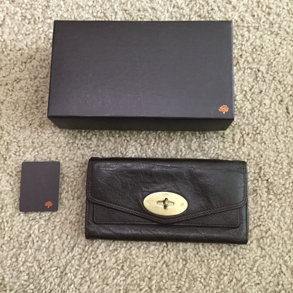 Muberry Continental Wallet